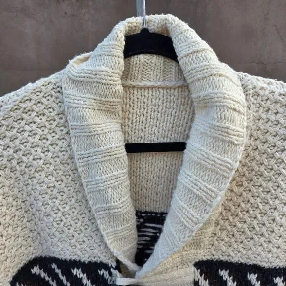 Vince cowl neck fisherman cardigan with indigenous design - Picture 7 of 9